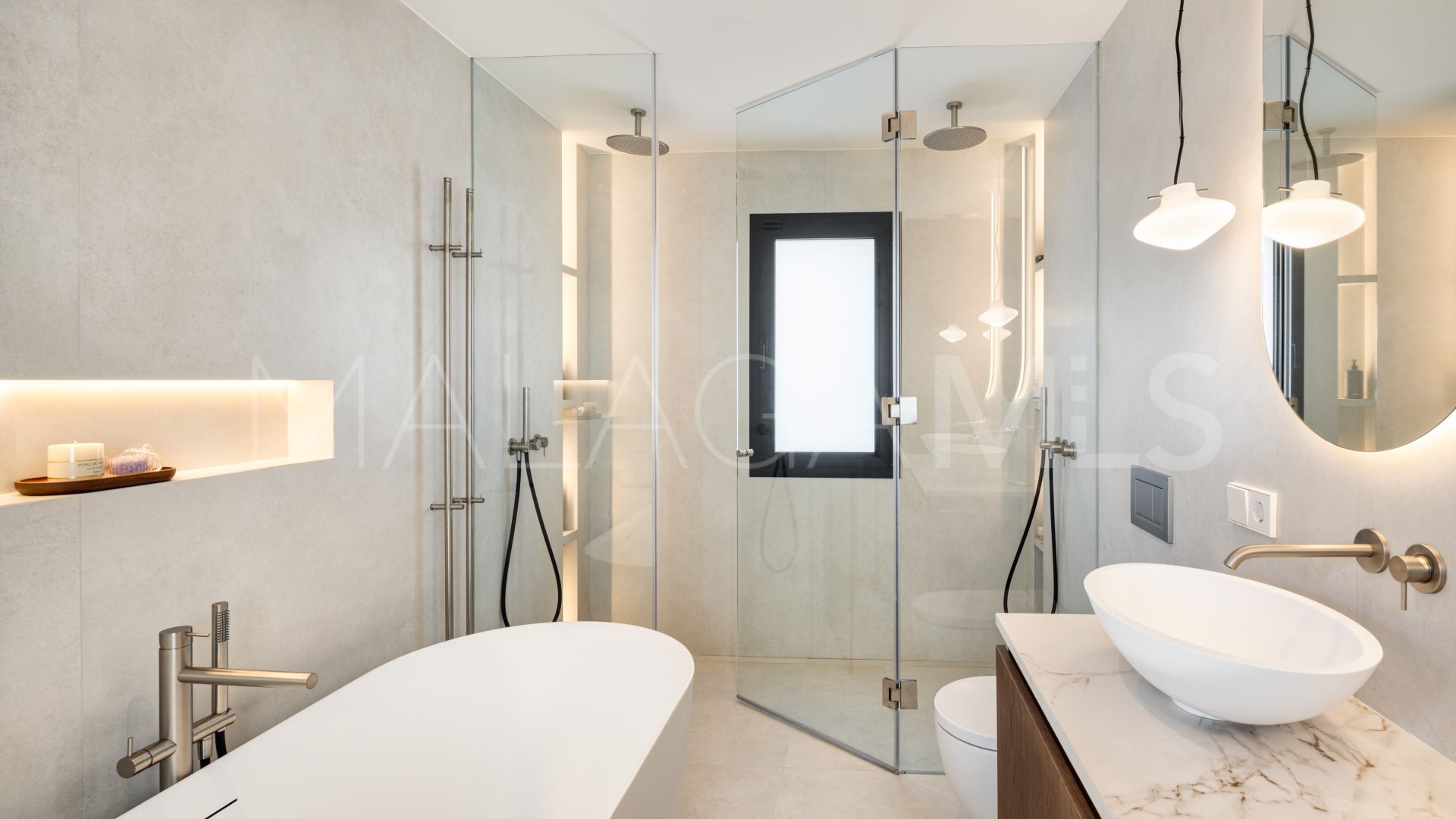 Villa for sale in San Pedro de Alcantara
