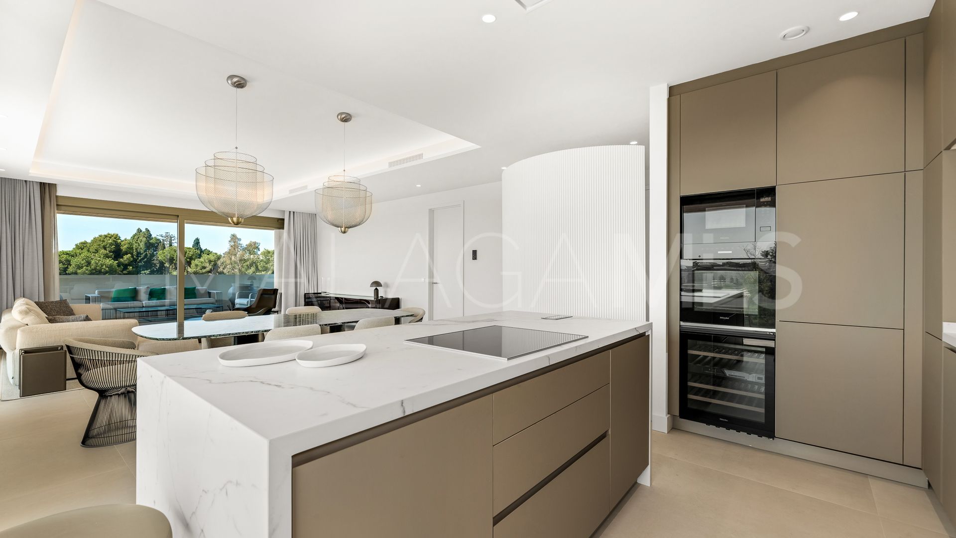 Apartment with 3 bedrooms for sale in Benalús