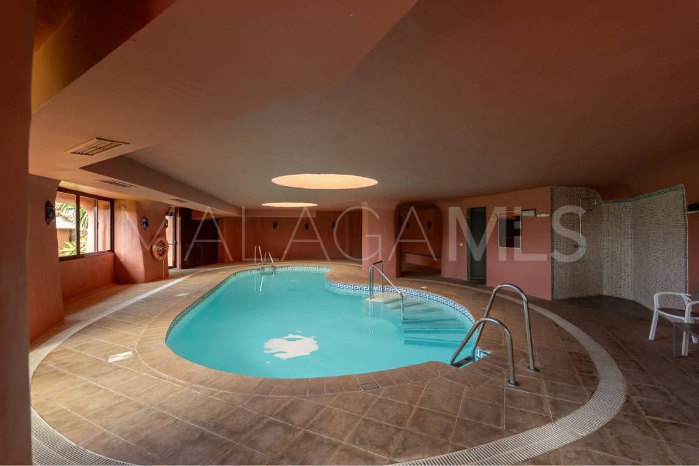 Zweistöckiges penthouse for sale in Estepona Ost