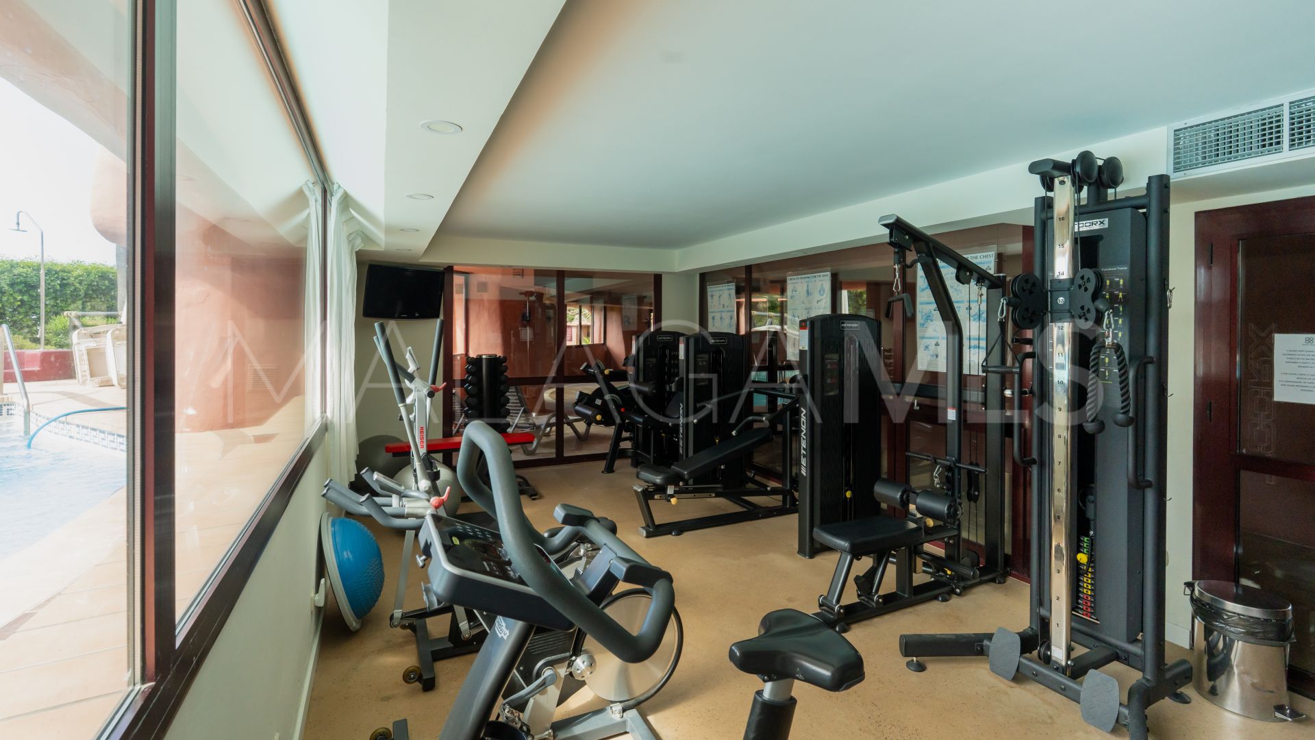 Zweistöckiges penthouse for sale in Estepona Ost