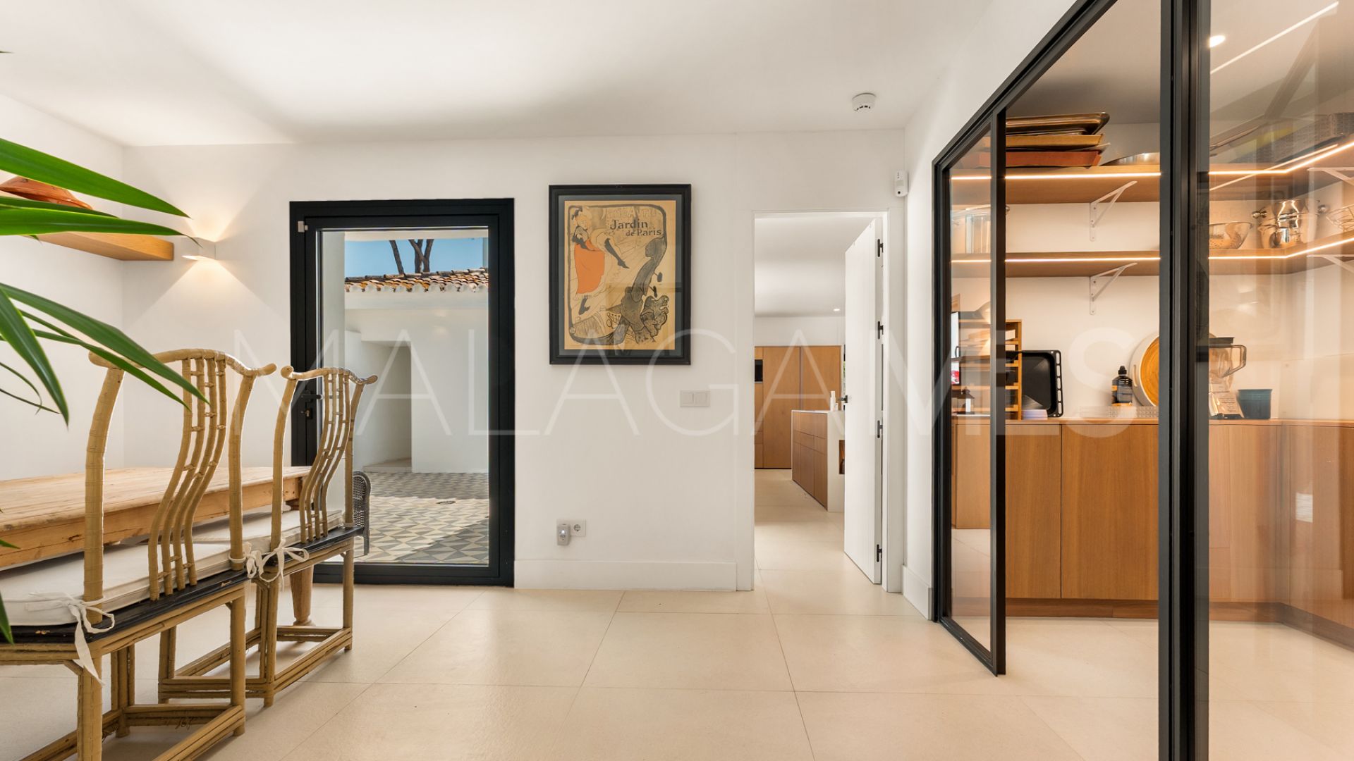 9 bedrooms villa in Guadalmina Baja for sale