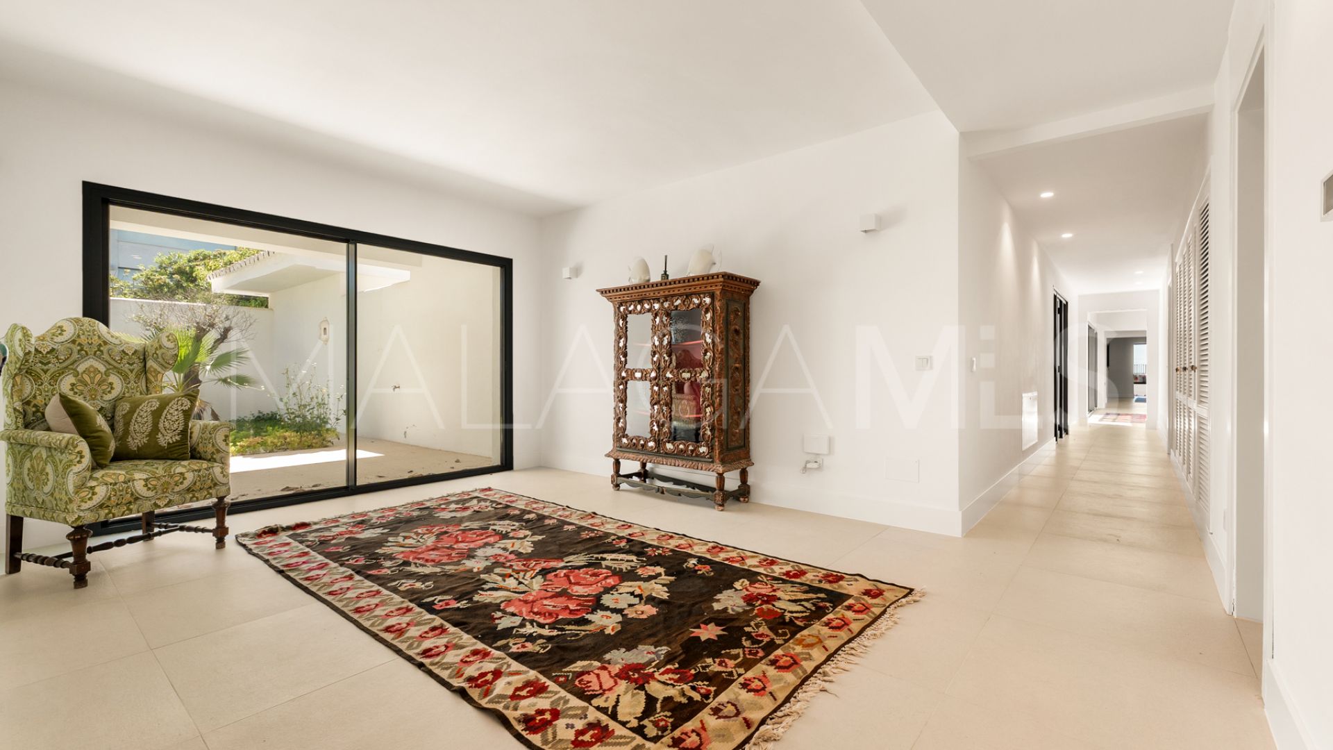 9 bedrooms villa in Guadalmina Baja for sale