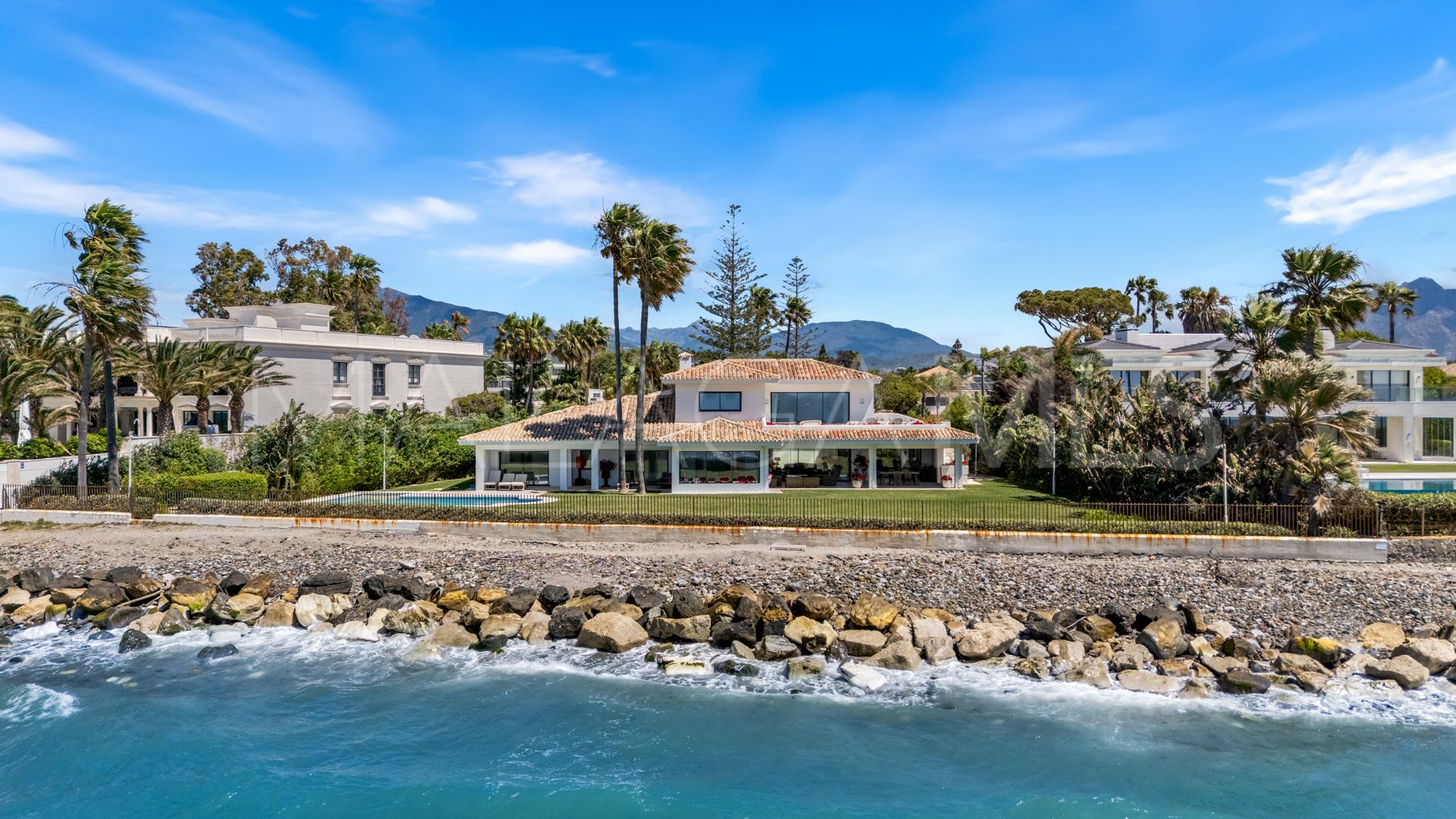 9 bedrooms villa in Guadalmina Baja for sale