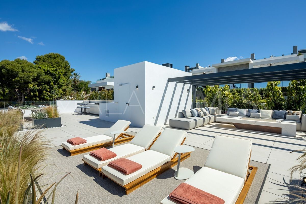 Villa for sale in Rio Real