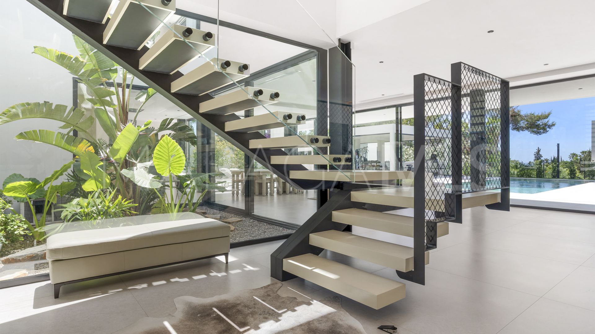 Se vende villa in Rocio de Nagüeles de 5 bedrooms
