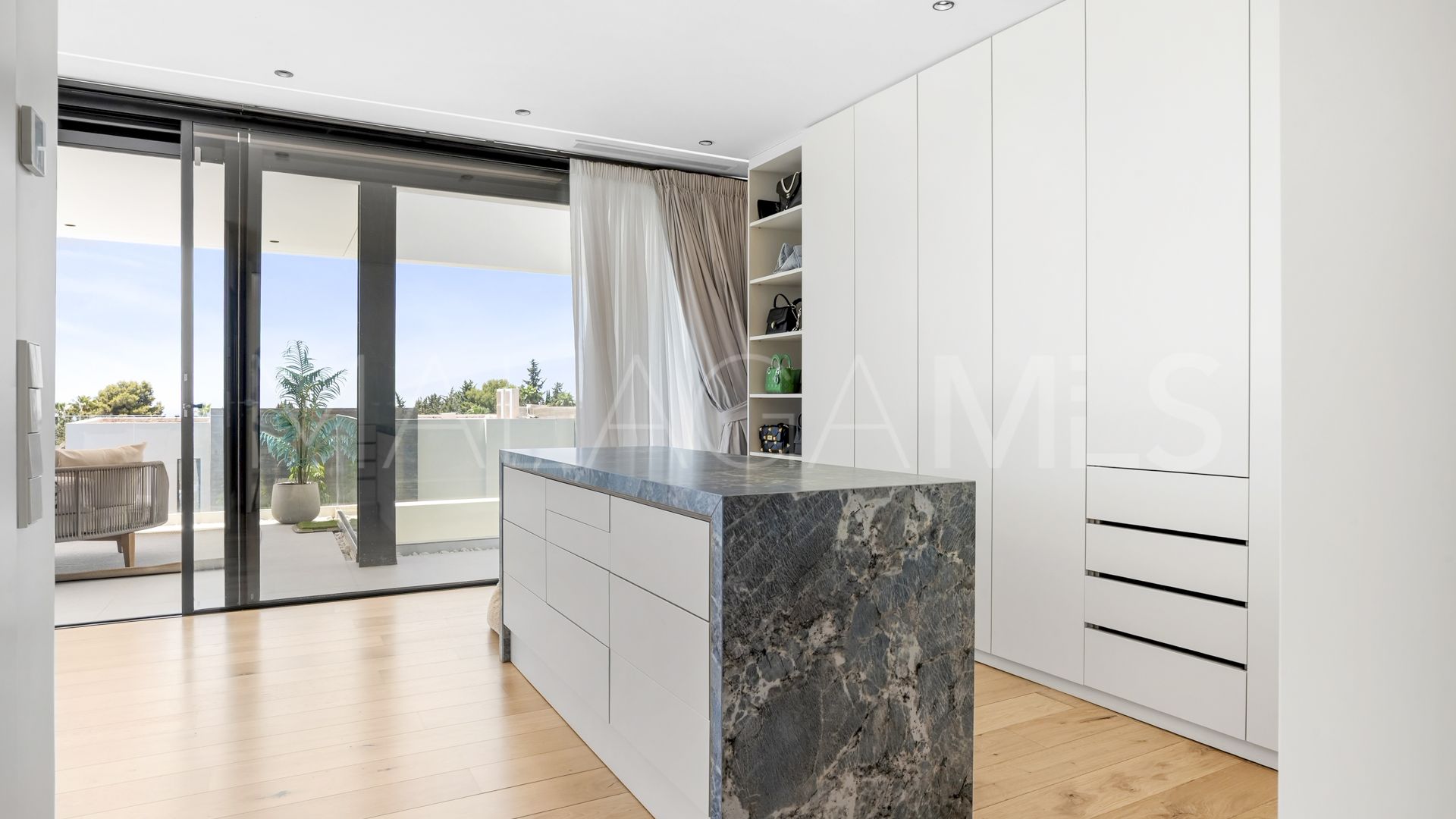 Se vende villa in Rocio de Nagüeles de 5 bedrooms