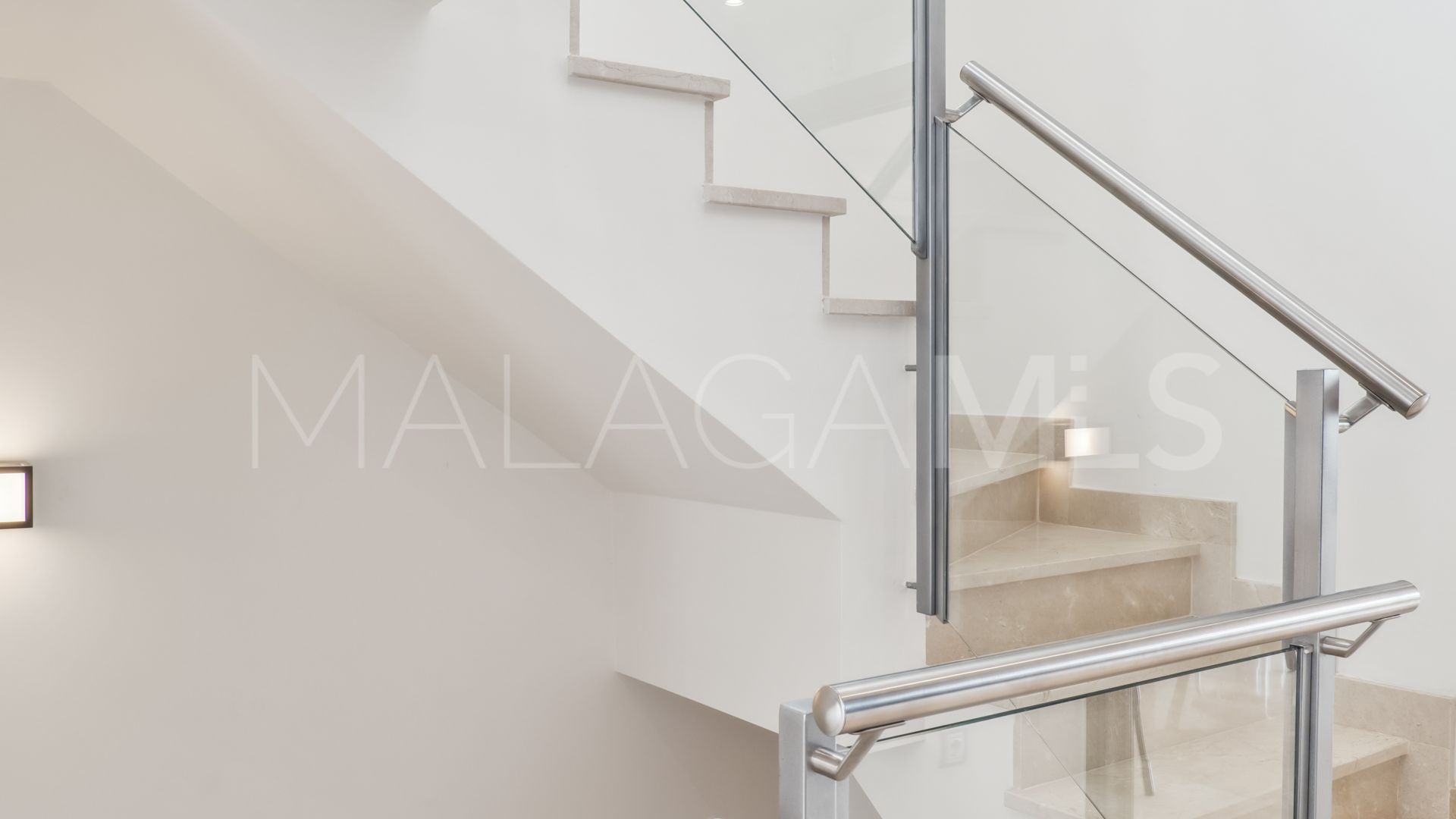 Maison de ville for sale in Golden Mile