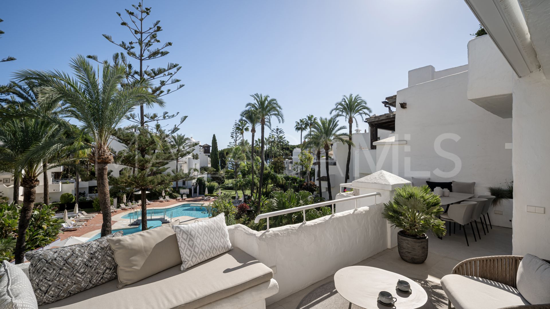 Tvåvånings takvåning for sale in Marbella Golden Mile
