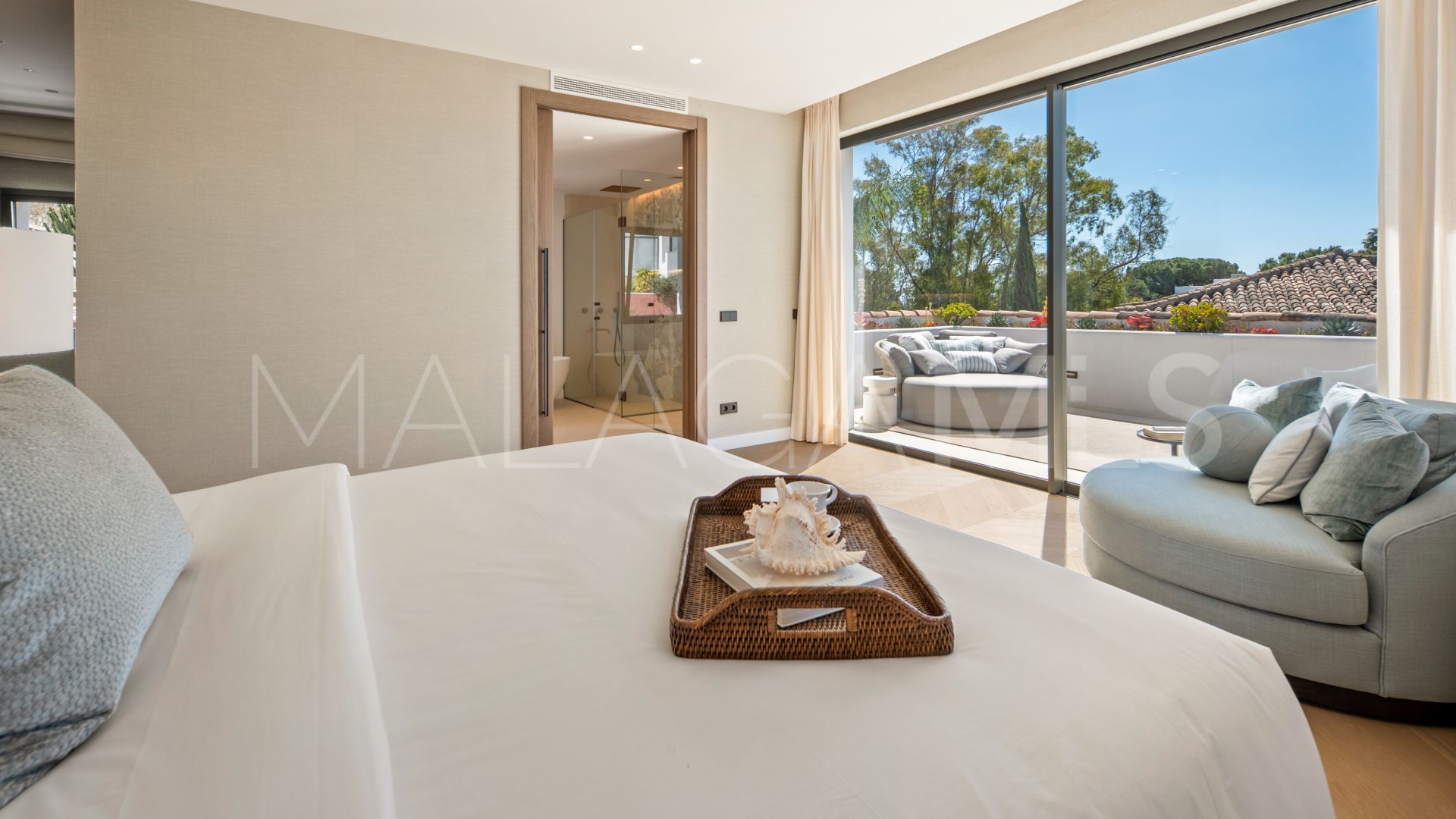 Villa for sale in El Herrojo