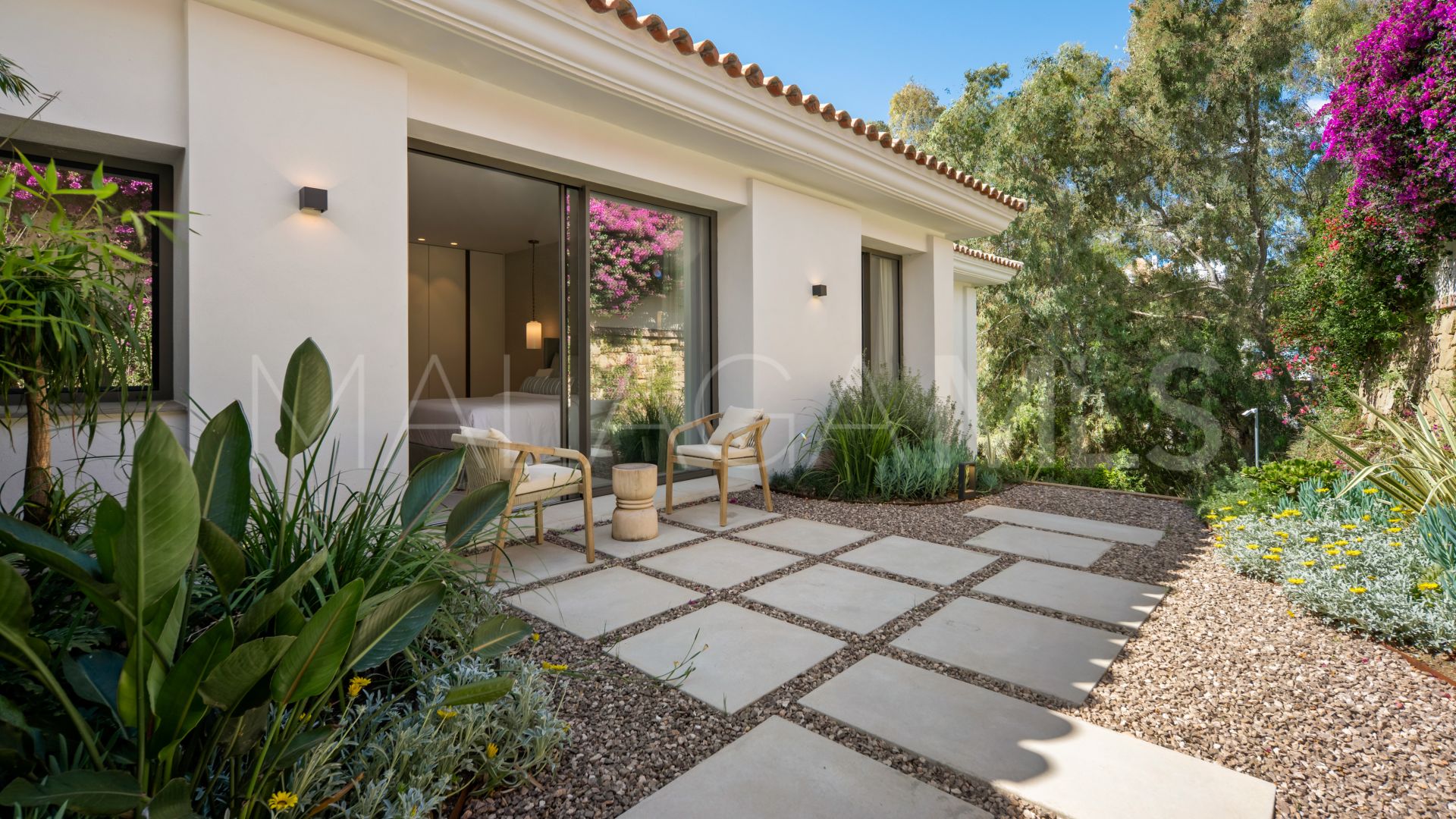 Villa for sale in El Herrojo