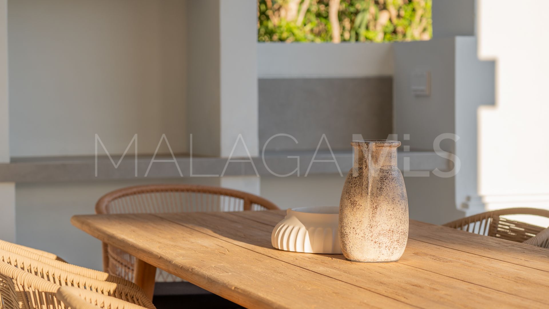 Villa for sale in Nueva Andalucia