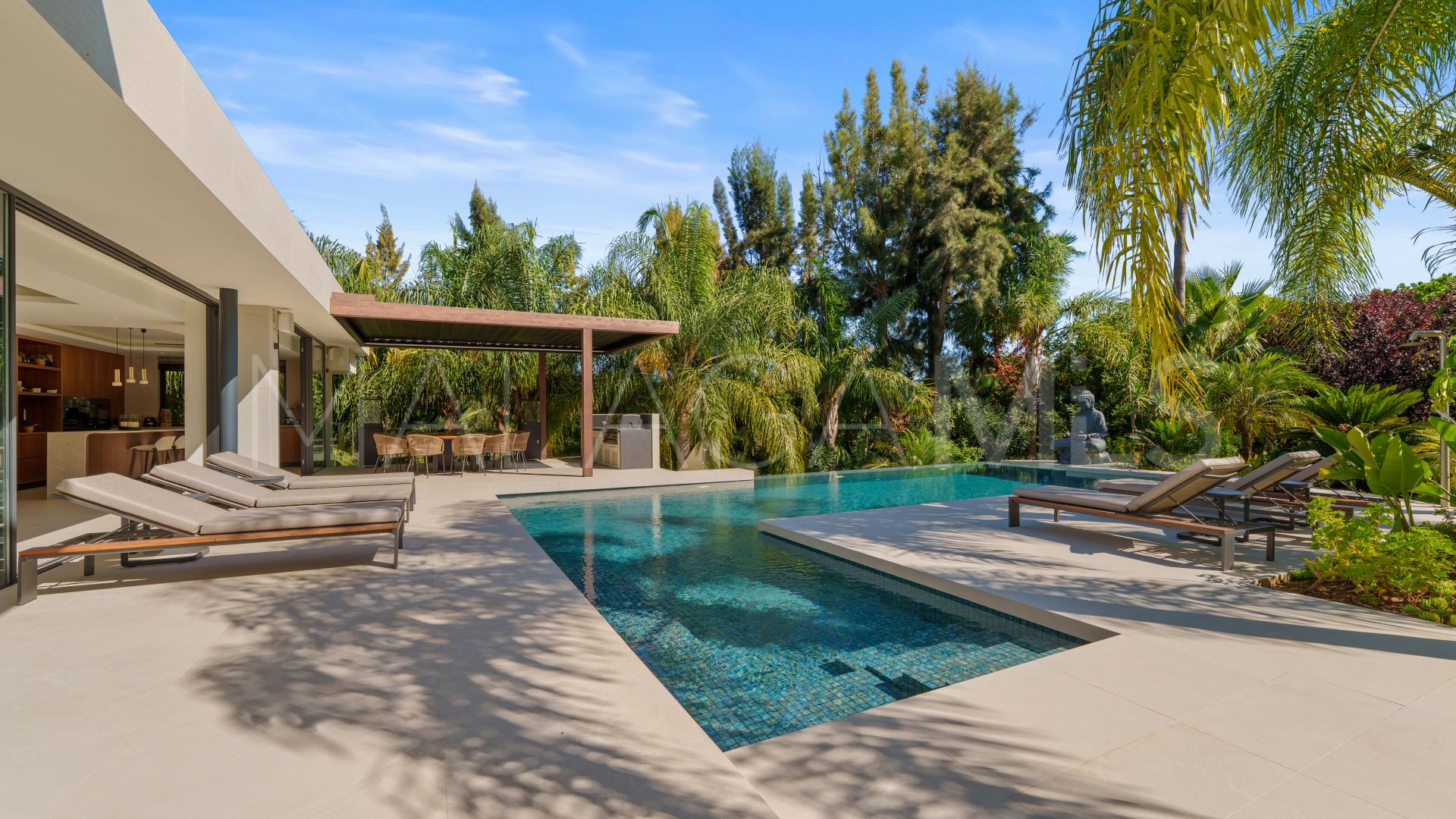 Hacienda las Chapas, villa de 5 bedrooms for sale