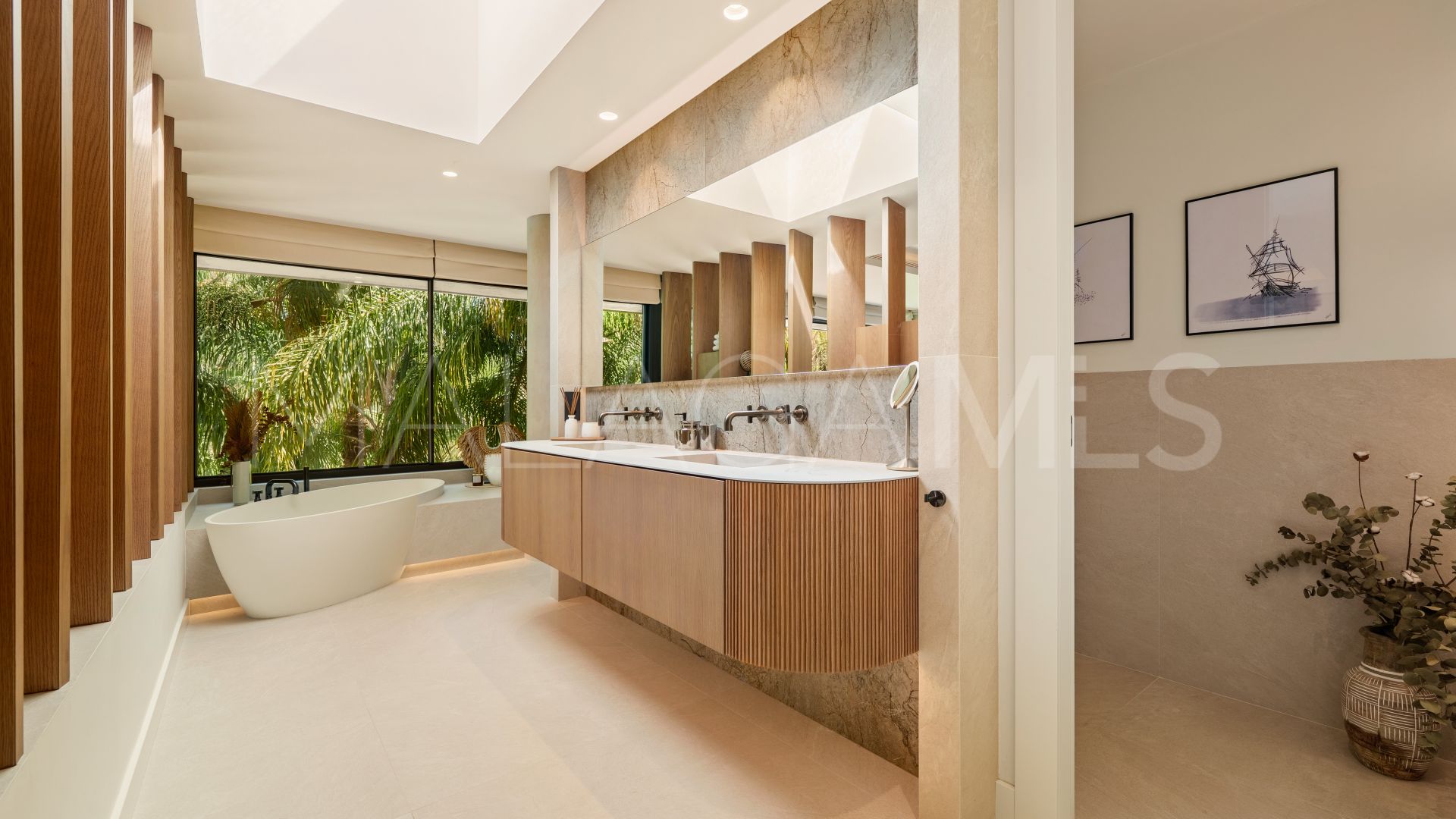Hacienda las Chapas, villa de 5 bedrooms for sale