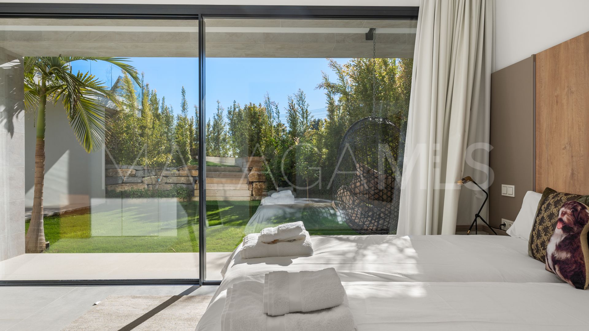 Villa for sale in Mirador del Paraiso