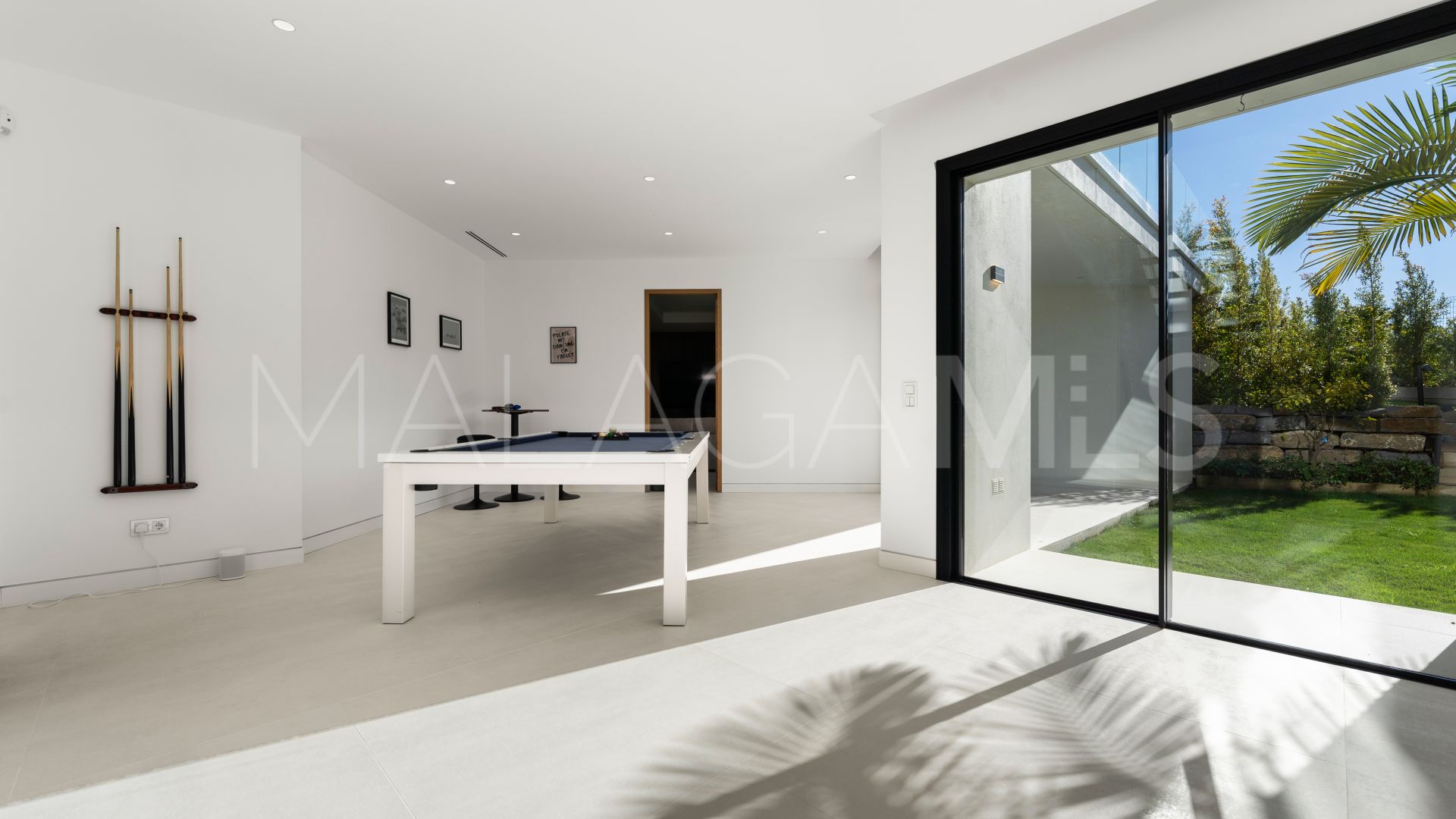 Villa for sale in Mirador del Paraiso