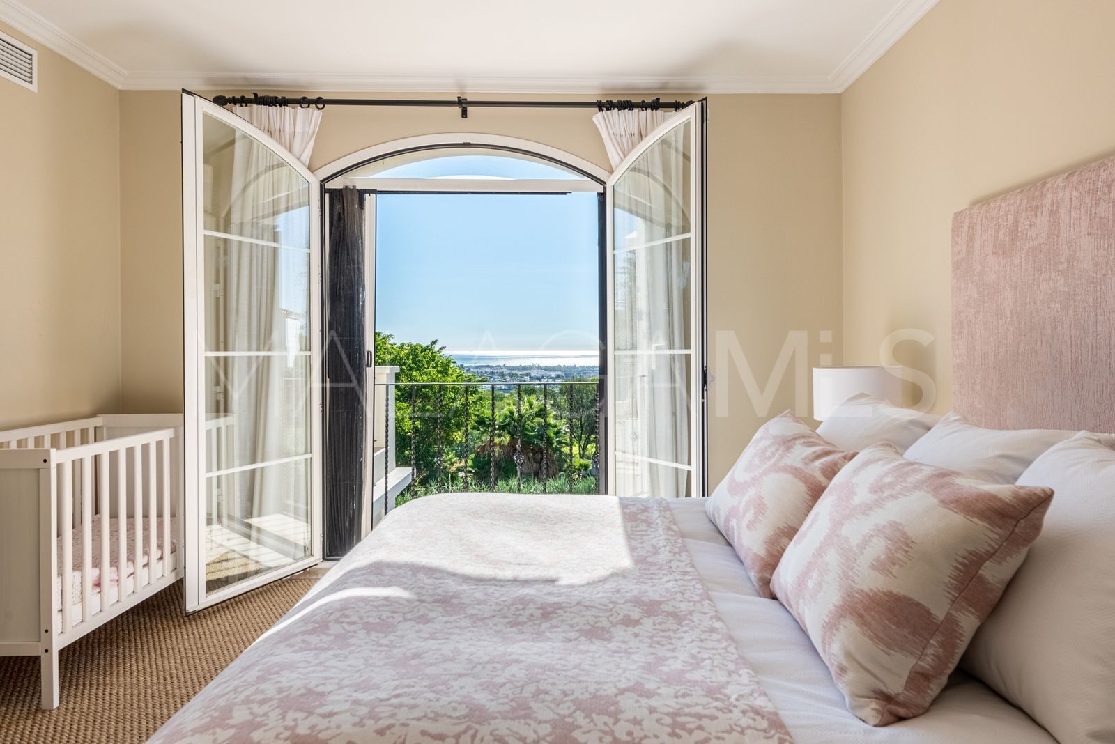Vega del Colorado, villa a la venta with 5 bedrooms