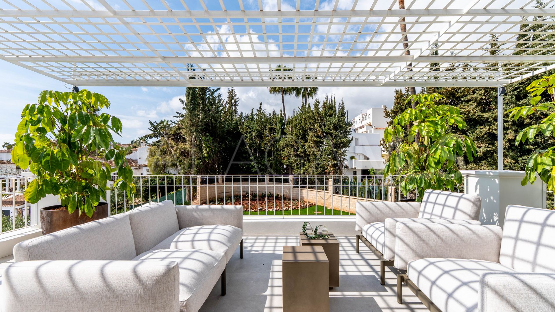 4 bedrooms villa in Nueva Andalucia for sale