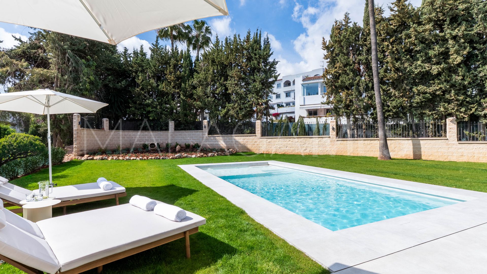 4 bedrooms villa in Nueva Andalucia for sale