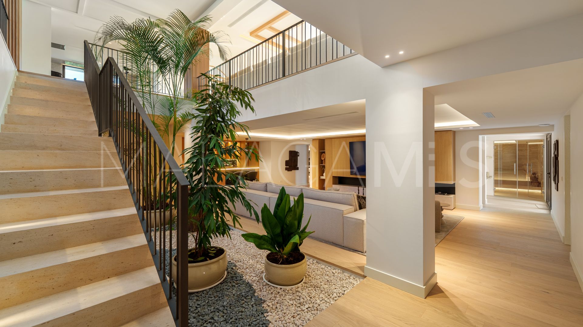 Villa for sale de 6 bedrooms in Aloha