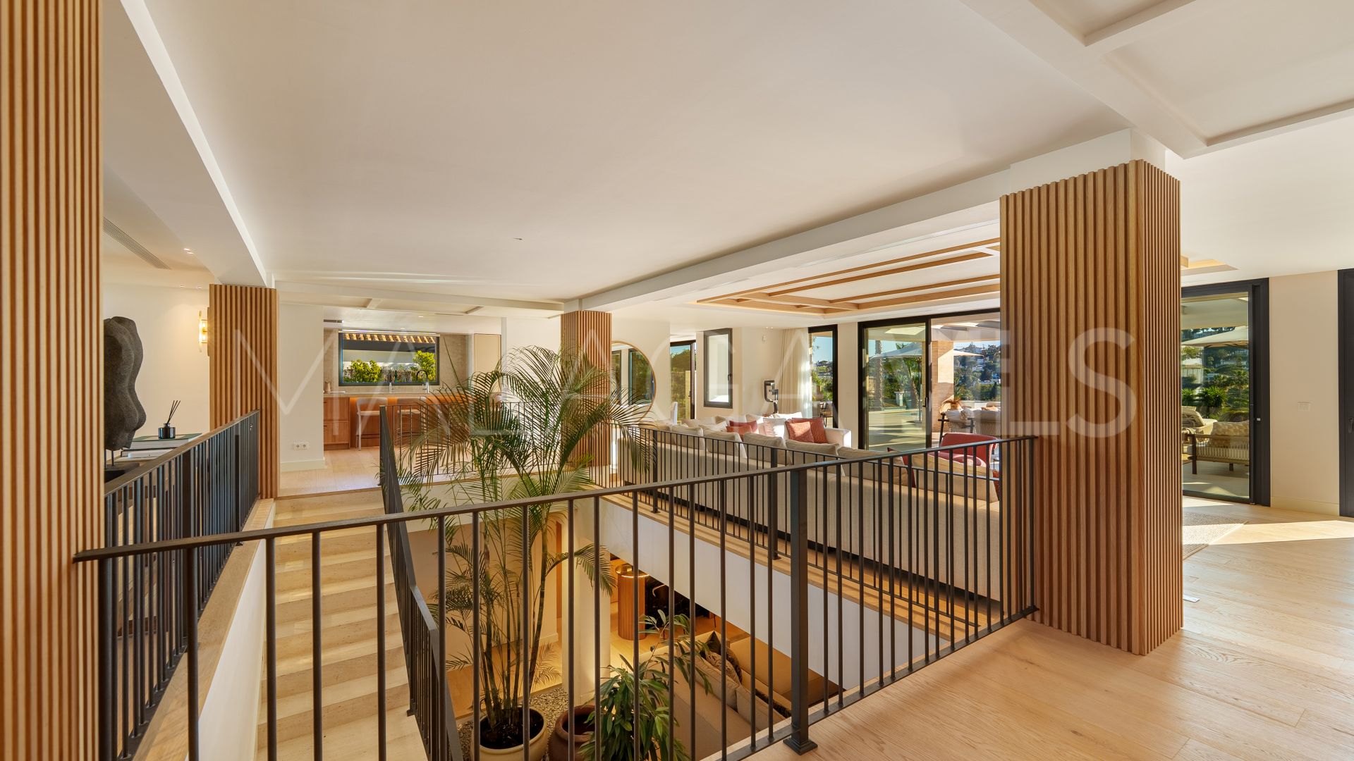 Villa for sale de 6 bedrooms in Aloha