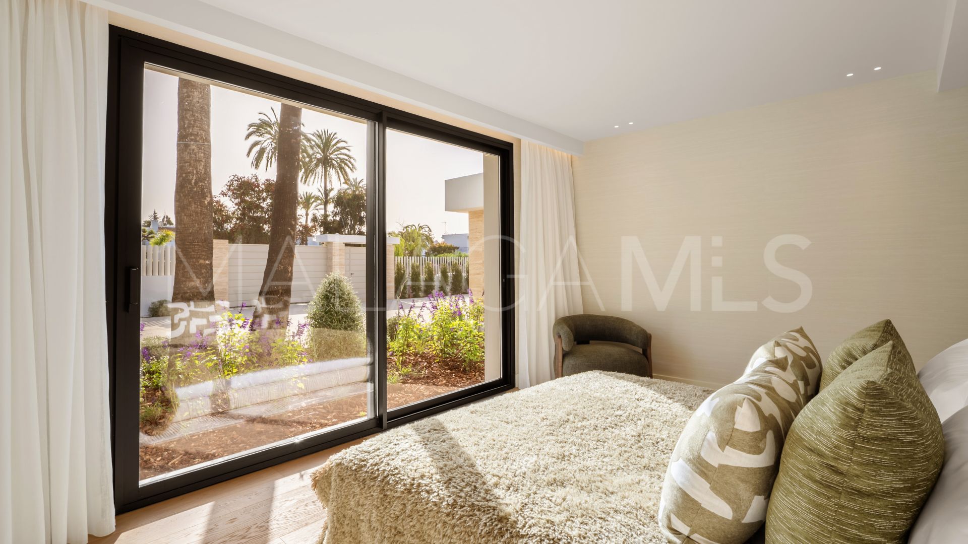 Villa for sale de 6 bedrooms in Aloha