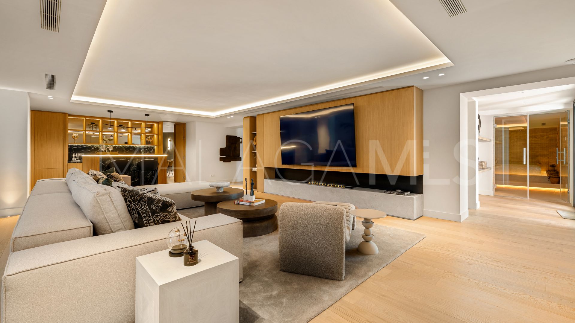 Villa for sale de 6 bedrooms in Aloha