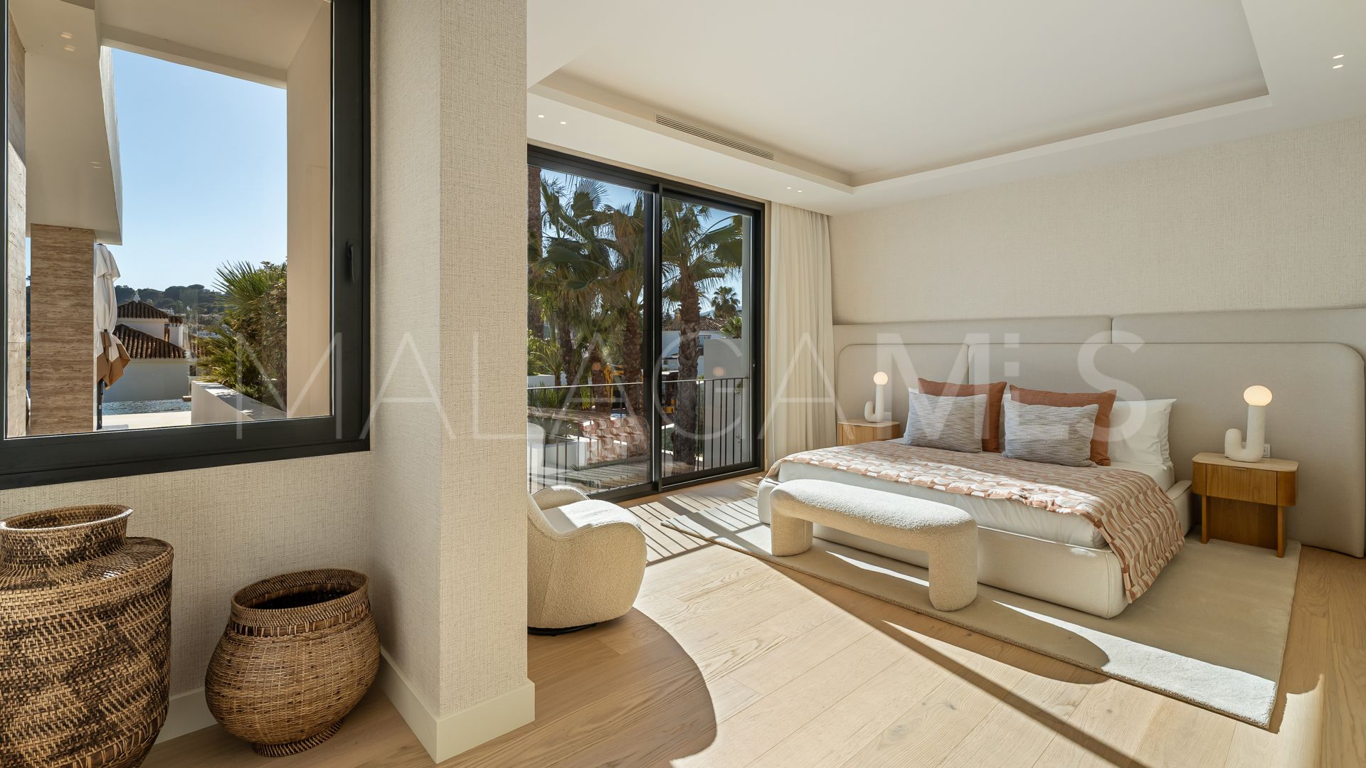 Villa for sale de 6 bedrooms in Aloha