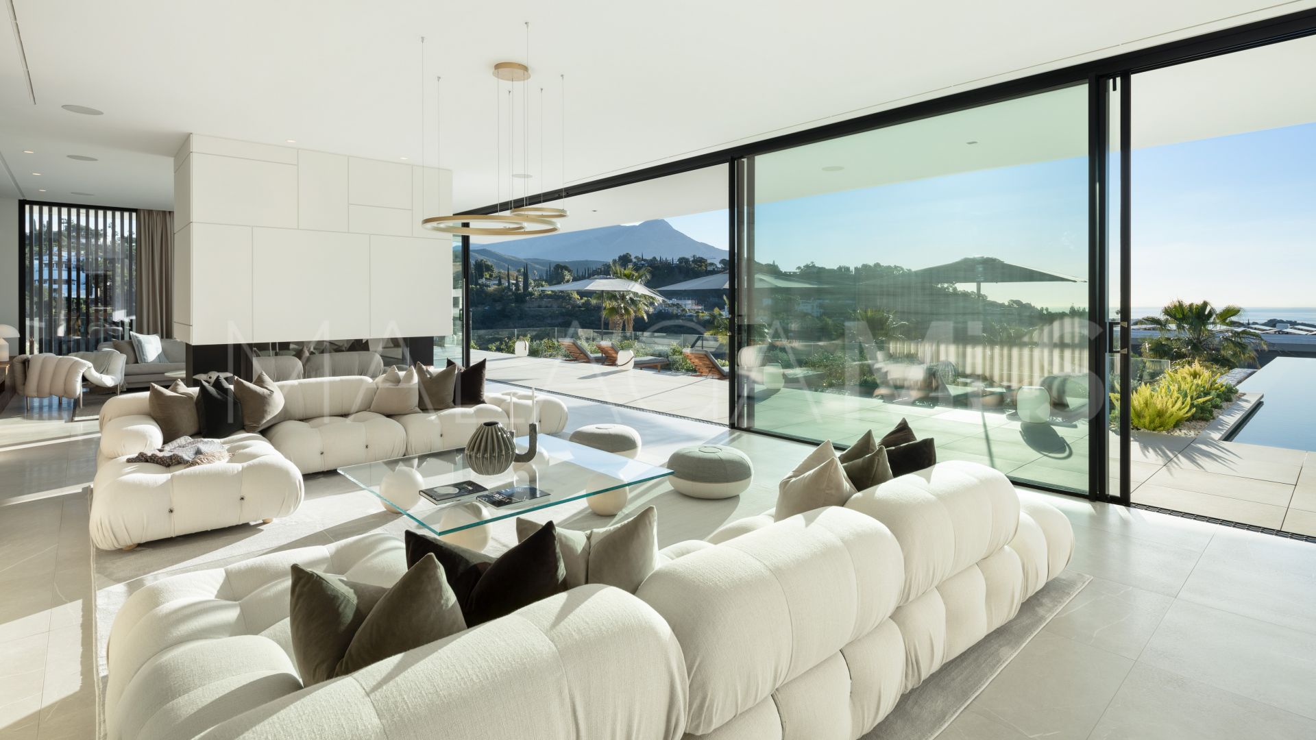 Villa for sale in El Madroñal