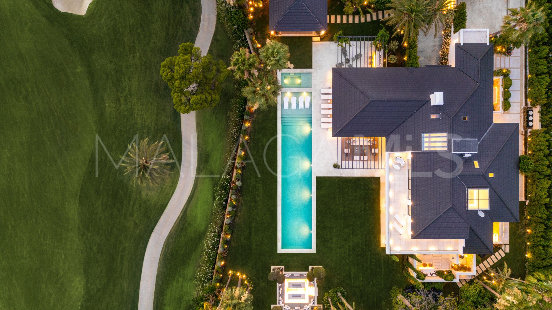 Villa with 7 bedrooms for sale in Las Brisas