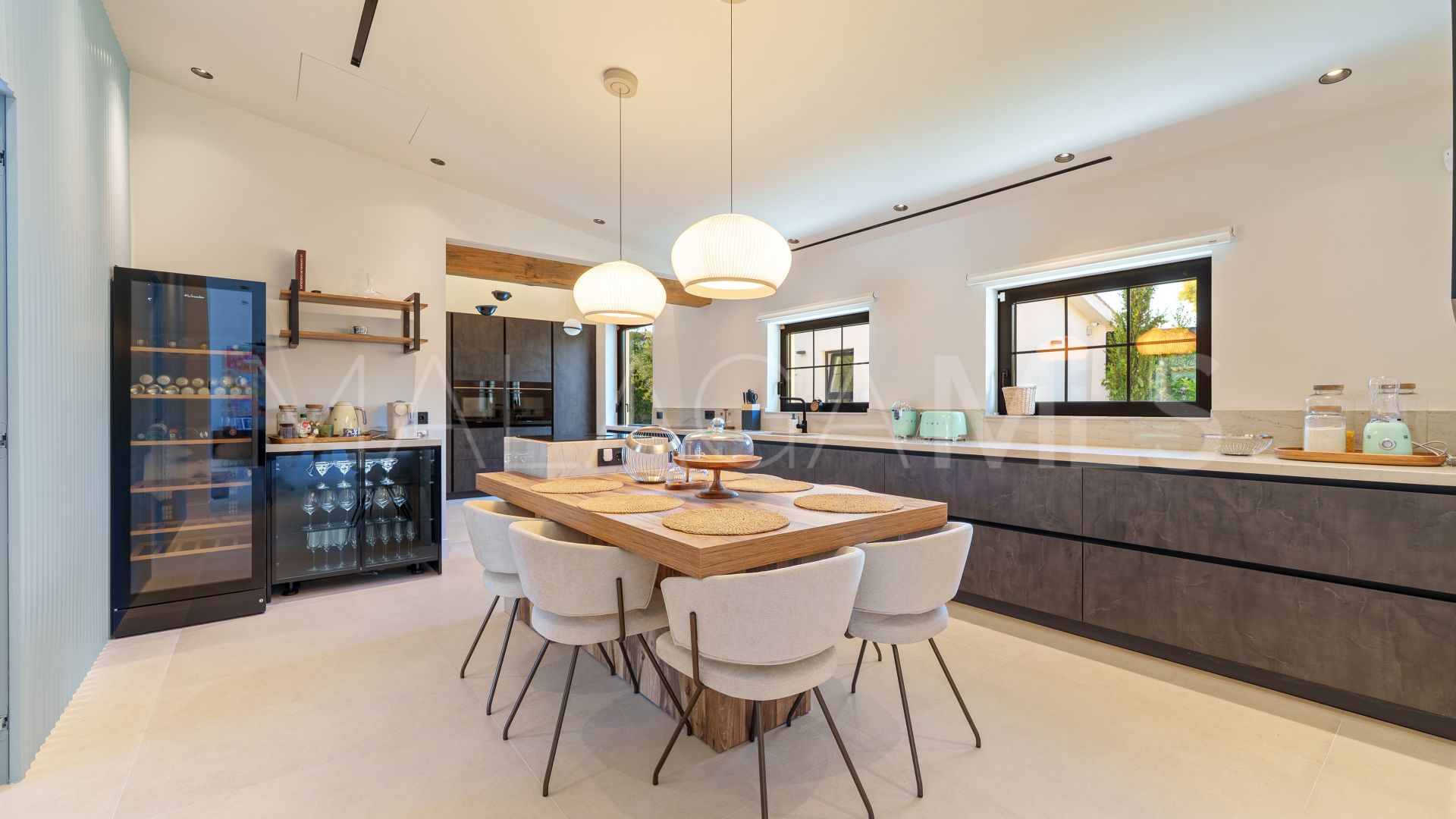 Villa for sale in Marbella - Puerto Banus