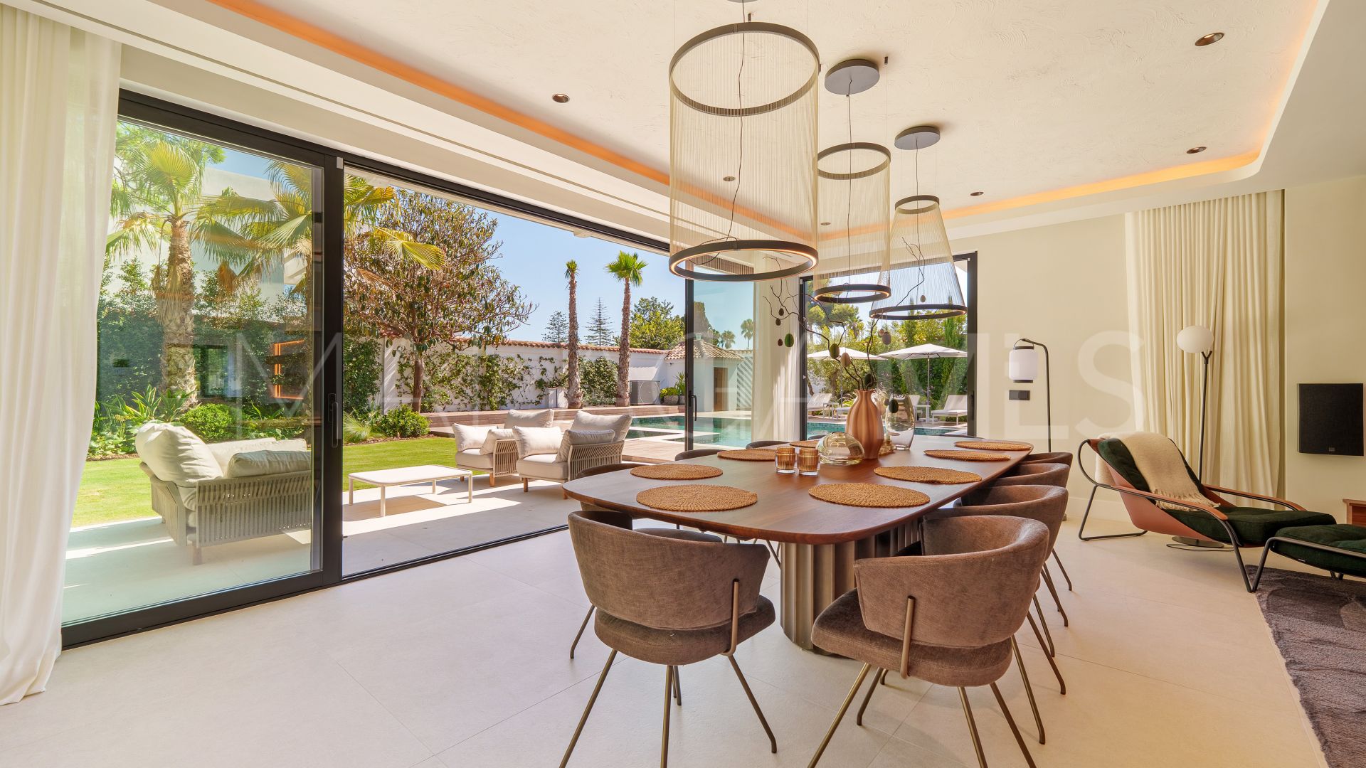 Villa for sale in Marbella - Puerto Banus