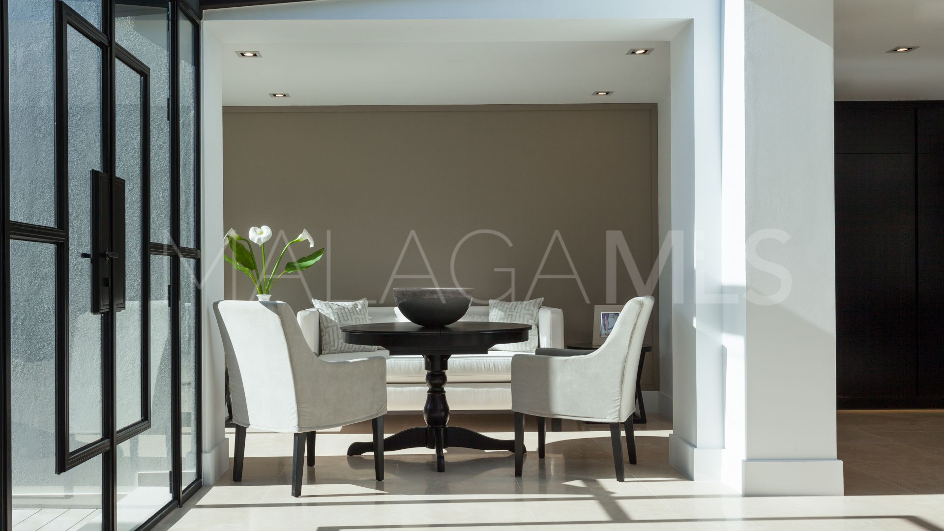 For sale Aloha 5 bedrooms villa