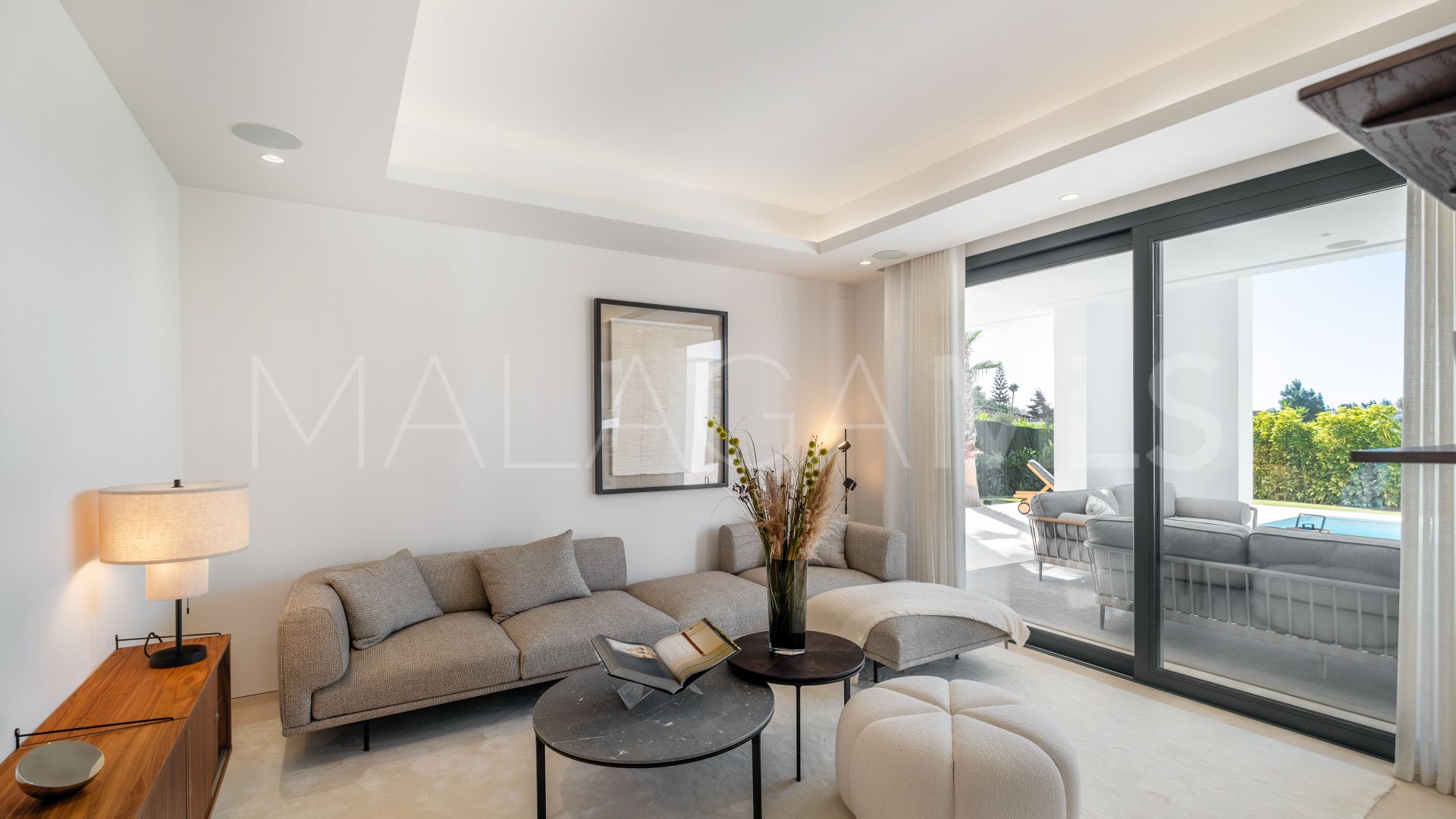 Villa for sale in El Paraiso