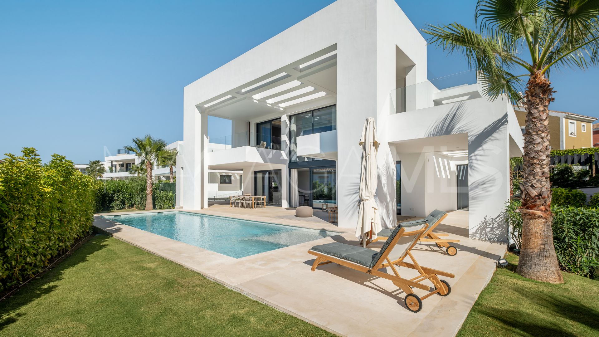 Villa for sale in El Paraiso