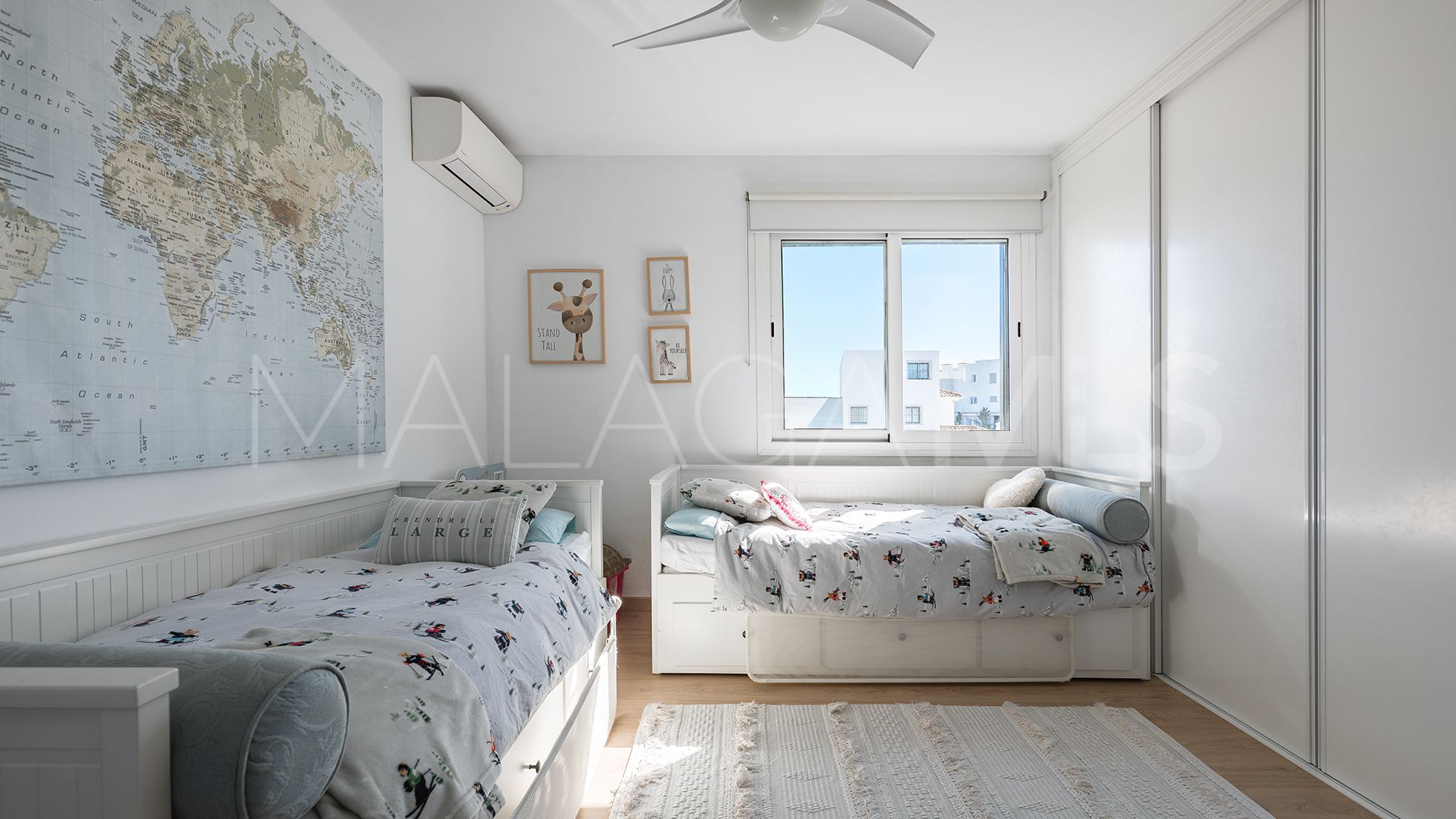 Se vende adosado in San Pedro Playa de 3 bedrooms
