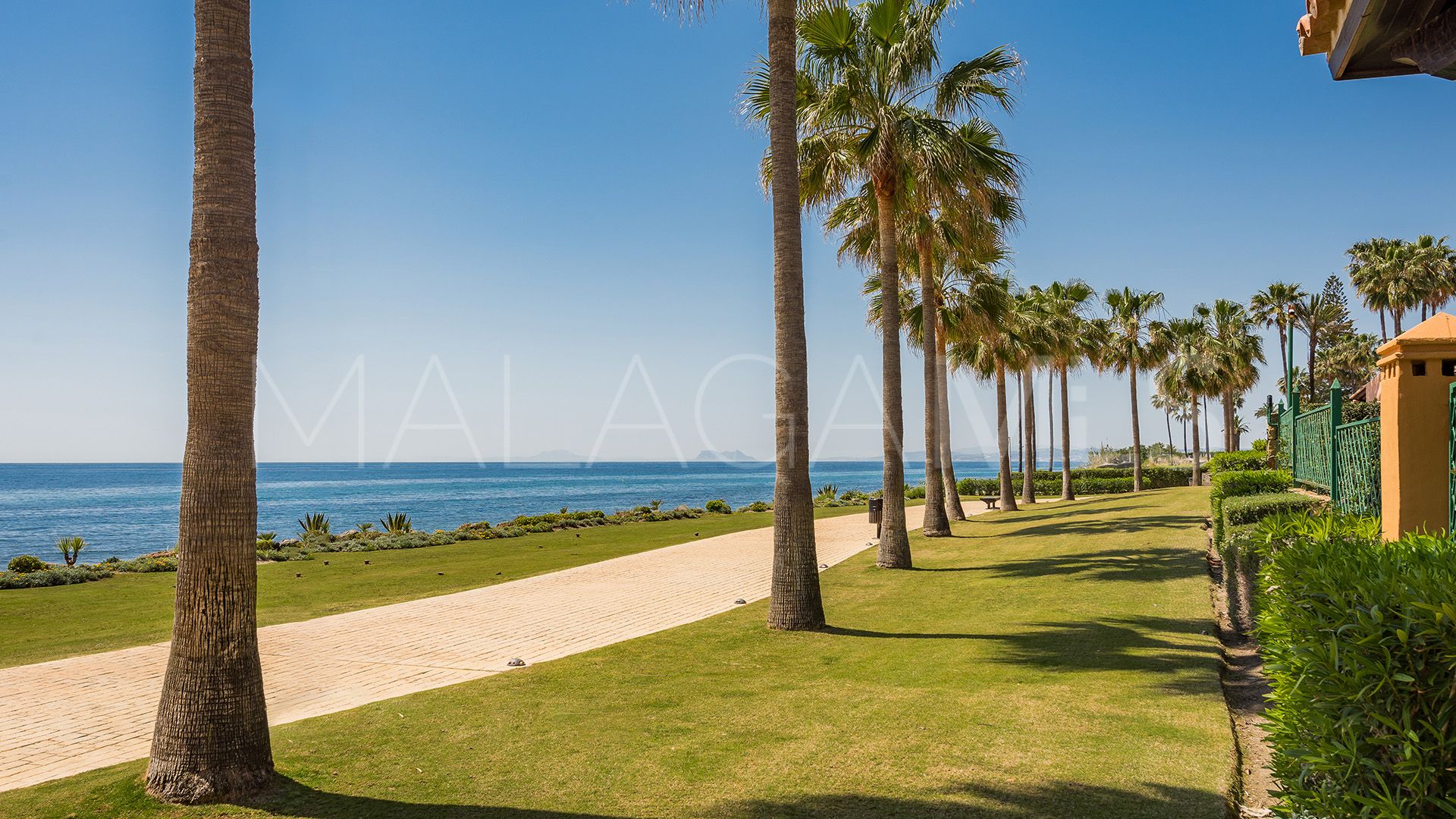 For sale Los Granados del Mar apartment with 4 bedrooms