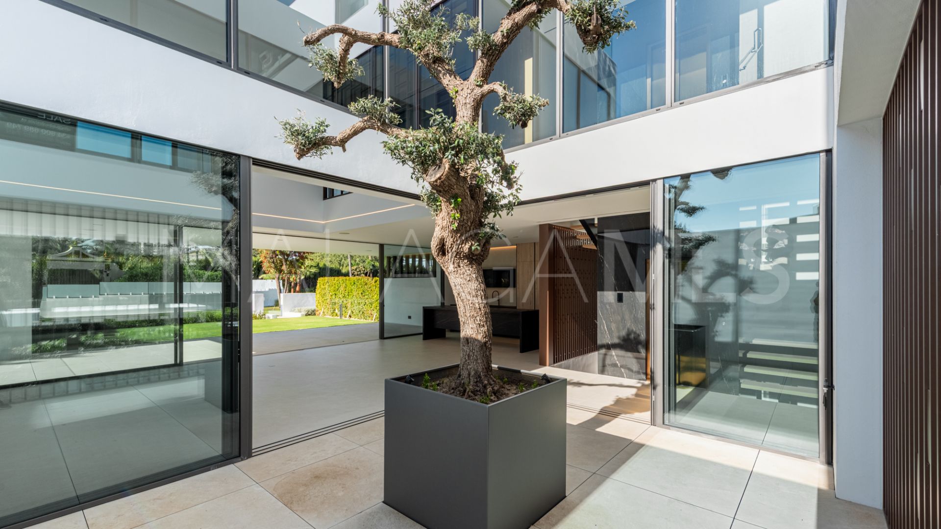 Nueva Andalucia, villa pareada a la venta de 3 bedrooms