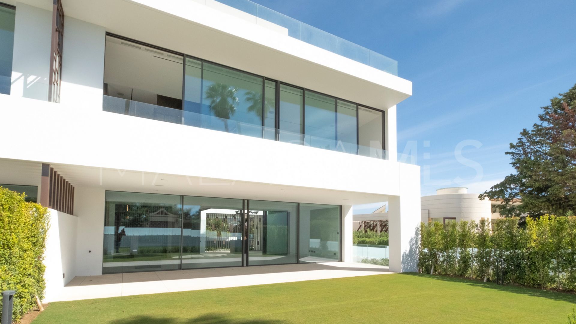 Nueva Andalucia, villa pareada a la venta de 3 bedrooms