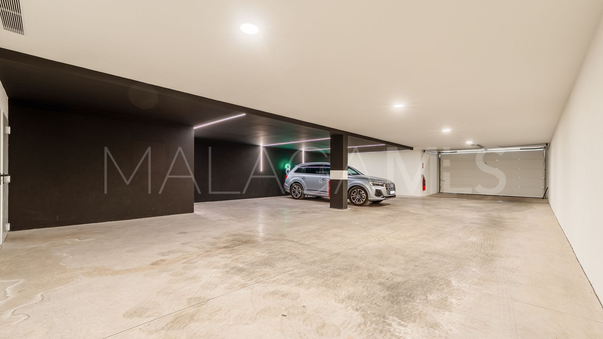 Villa with 6 bedrooms for sale in Guadalmina Alta