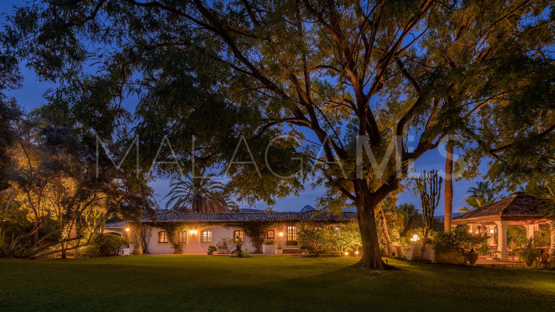 For sale 6 bedrooms villa in Benahavis