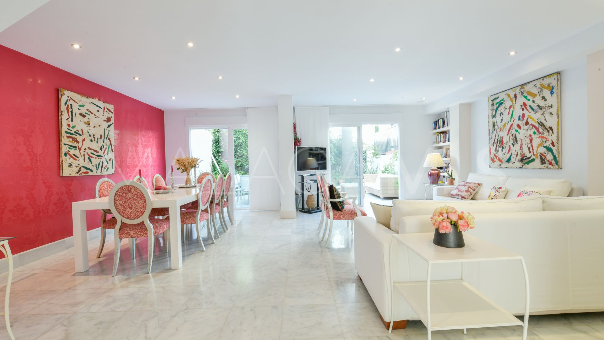 Radhus for sale in Beach Side Golden Mile