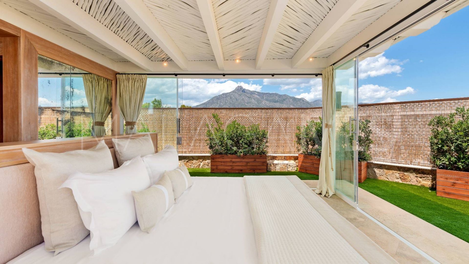 Penthaus for sale in Beach Side Golden Mile