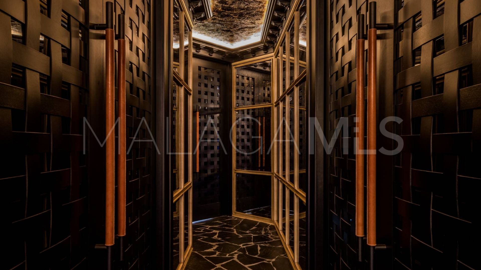 Penthaus for sale in Beach Side Golden Mile