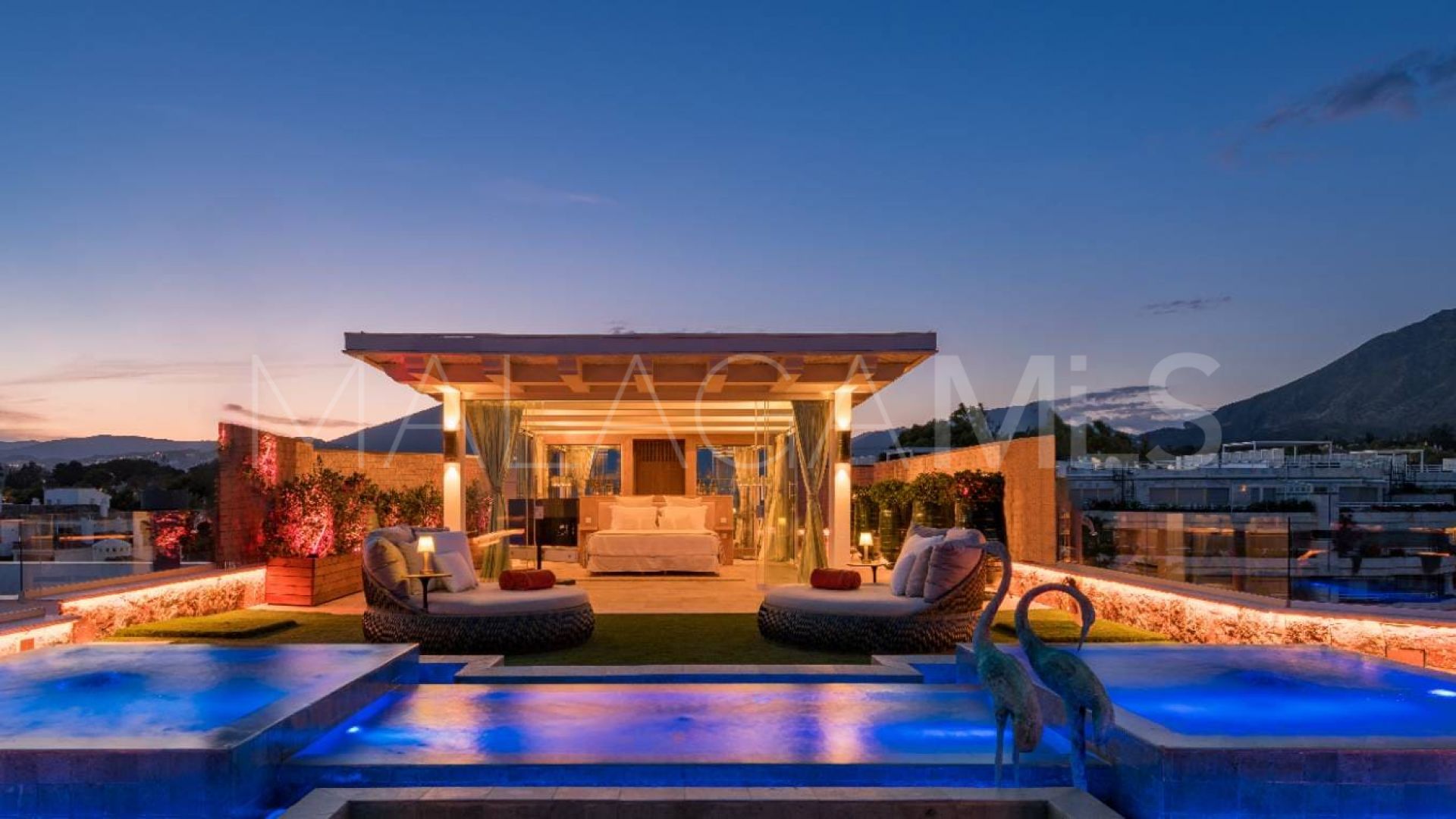 Penthaus for sale in Beach Side Golden Mile