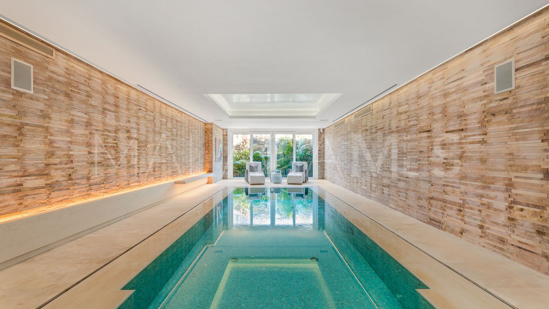 Villa for sale in Sierra Blanca