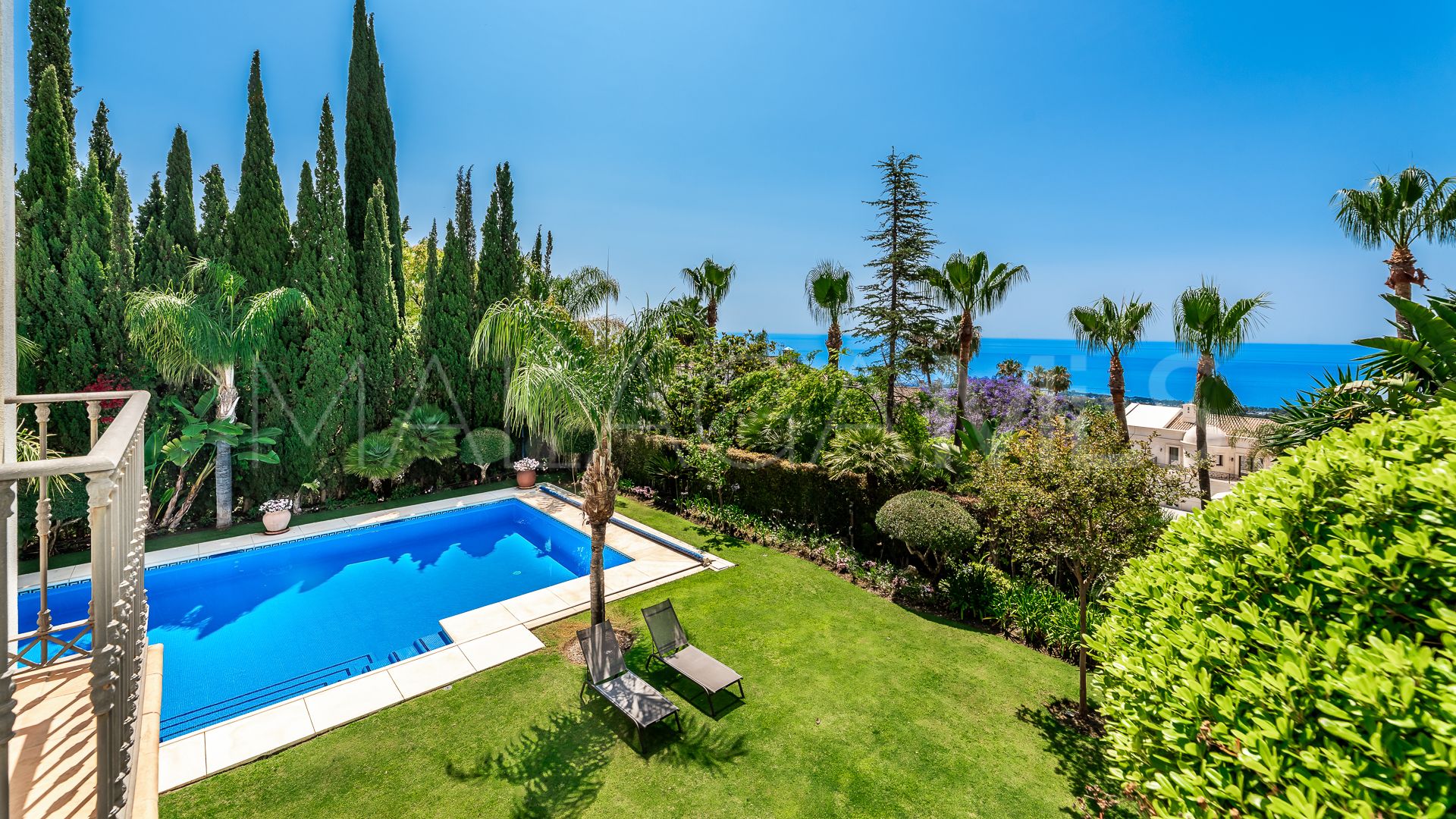 Villa for sale in Sierra Blanca