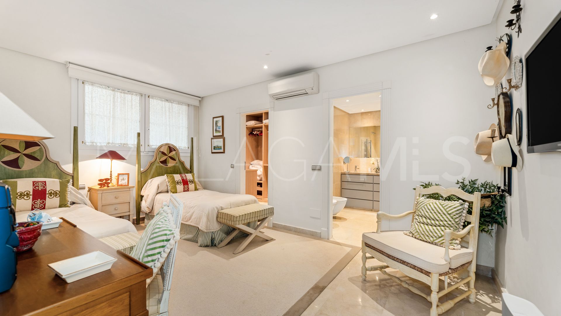 Villa for sale in Sierra Blanca