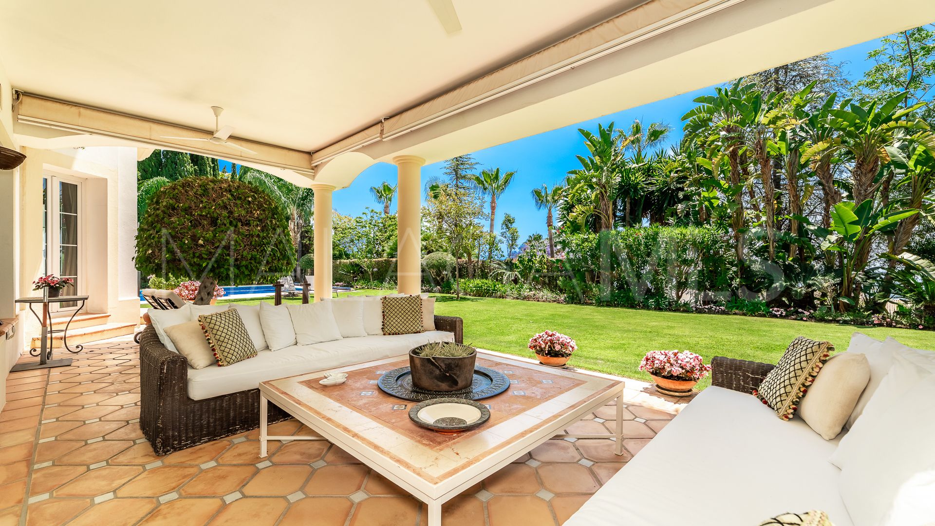 Villa for sale in Sierra Blanca