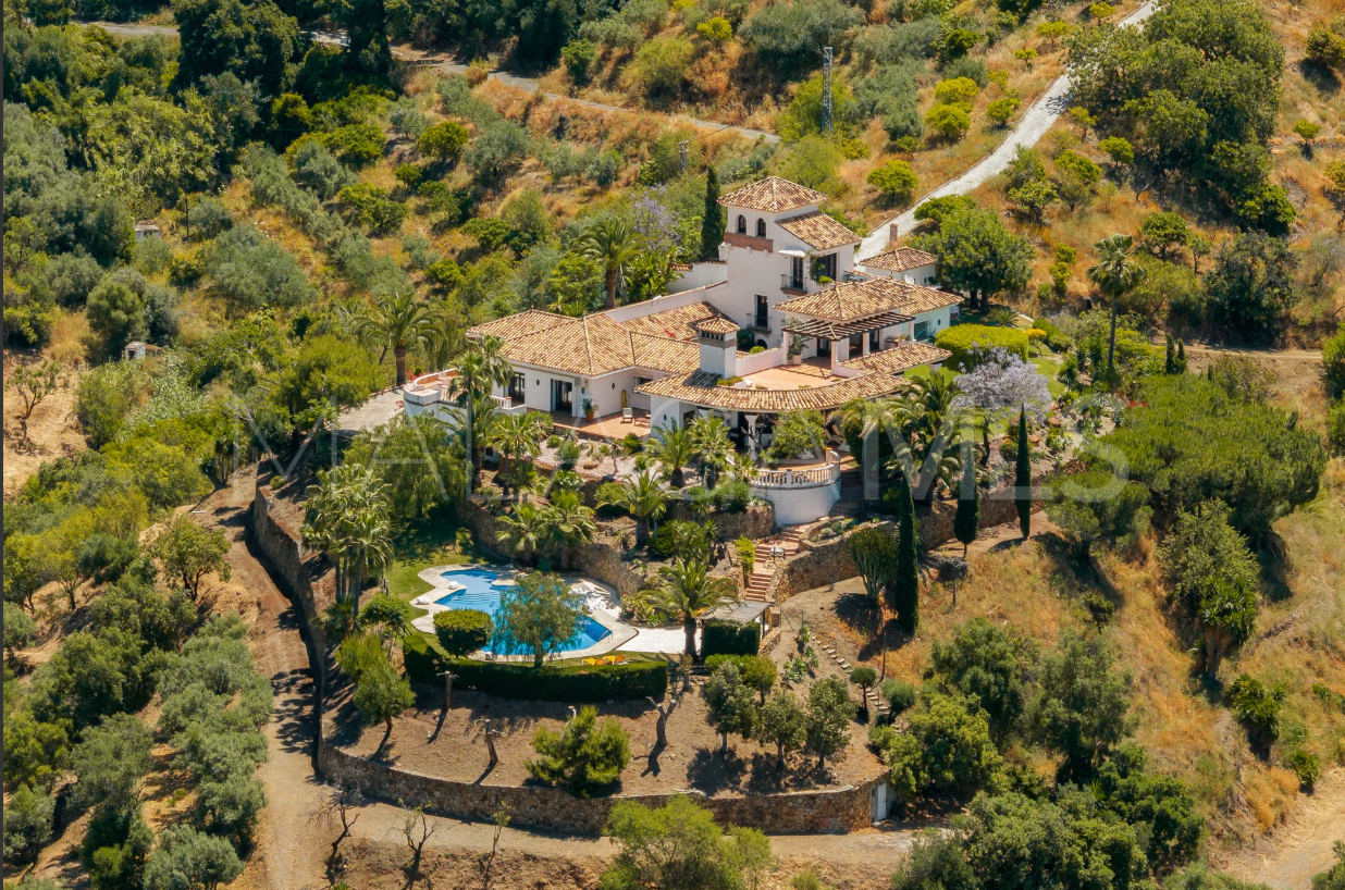 Villa for sale in Istan