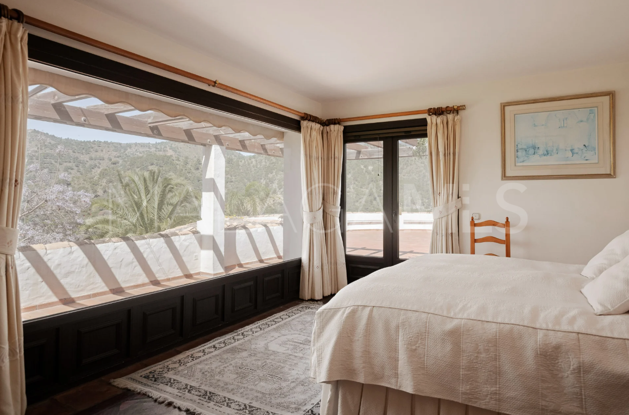 Villa for sale in Istan